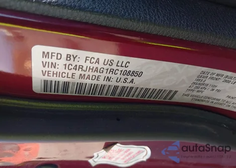 2024 Jeep Grand Cherokee Altitude 4X4 from USA, damaged, VIN 1C4RJHAG1RC108850